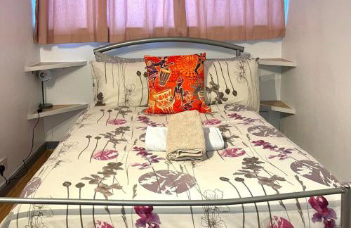 House - Sleeps 10 - Garden - Parking - Foto 4