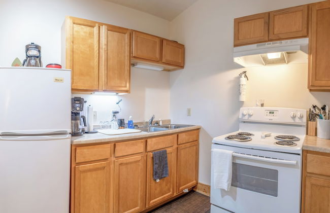 Downtown Apartments in Bar Harbor - Photo 10