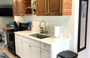 2 whole houses, Fire pit, Game room, feel at home. - Foto 55