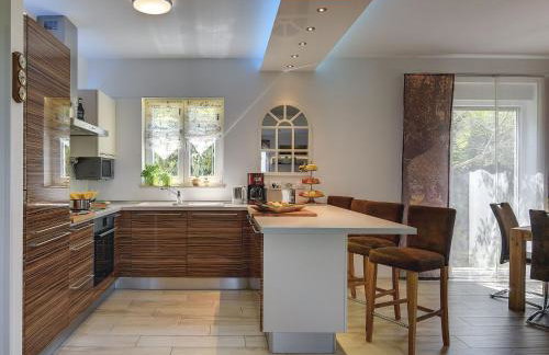 Villa in Novigrad with Pool near Beach - Foto 9