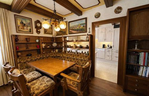 Haus der Weine - Foto 58