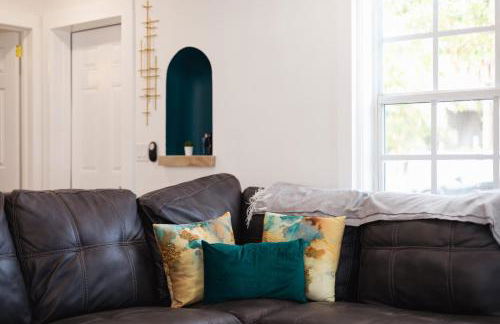 Spacious 3br 2ba Cottage Steps to Water & Downtown - Foto 57