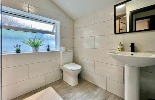 Oxford House - Great for Contractors or Family Holidays - Photo 29