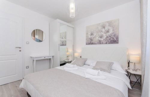 Apartment Luxury Center - Photo 18