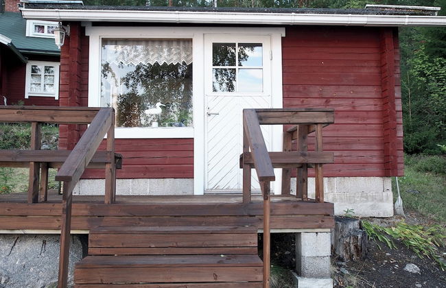 Cozy 4BR Lakeside Cottage with Sauna - Foto 5