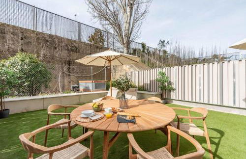 Avenida de San Luis 25, Design and comfort in the true style of Madrid, Book your getaway now! - Foto 37