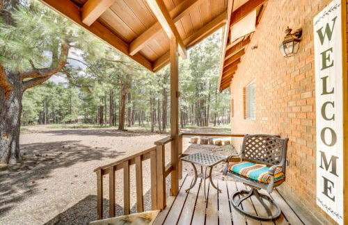 Fire Pit and Grill Spacious Forest Lakes Chalet - Foto 36