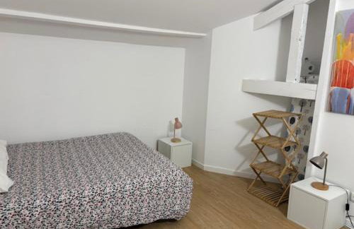 Paris Eiffel Tower et Disney apartments, parkings gratuits et sécurisés, 10 minutes métro to Paris - Foto 48