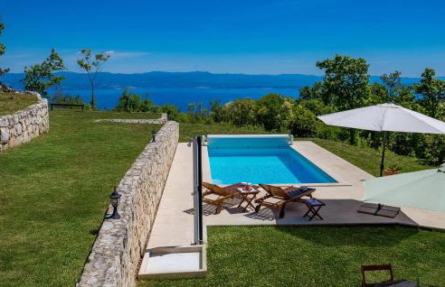 Amazing Home In Moscenice With Wifi - Photo 12