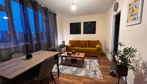 Cozy 2 Bedroom Apartment close to Town Centre - Foto 2