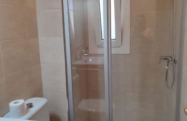 Piso de 4 habitaciones en el centro de Roses - Photo 15