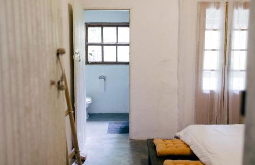 Casa Crudo, PRIVACIDADE NA MATA ATLÂNTICA, piscina, trilhas e descanso - Foto 47