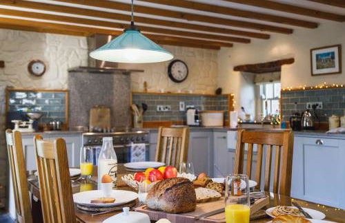 Converted Buttery Cottage in Pembrokeshire - Photo 36