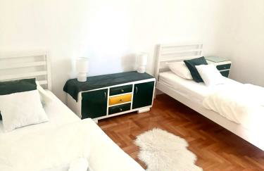Top Location Downtown & Beach Bacvice Apartment - Foto 17