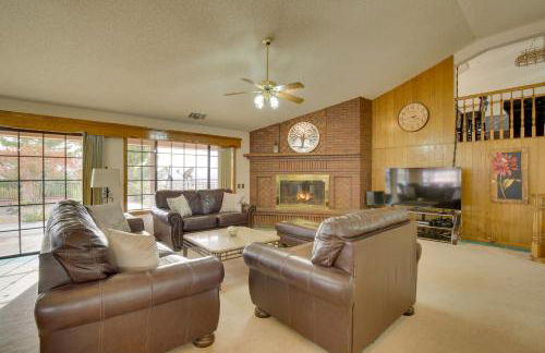 Spacious California Oasis Patio, Fireplace and Pool - Foto 4