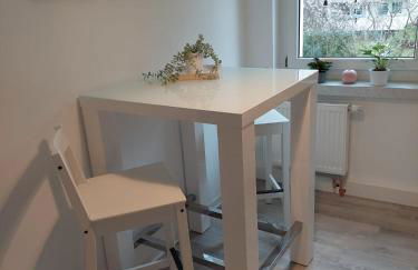 Helles modern eingerichtetes Apartment - Foto 21