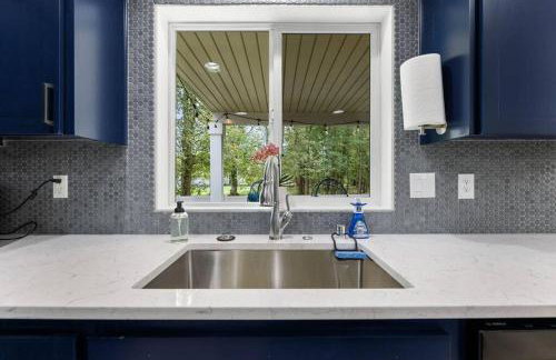 Spacious 4 bed near park/trails - Foto 25