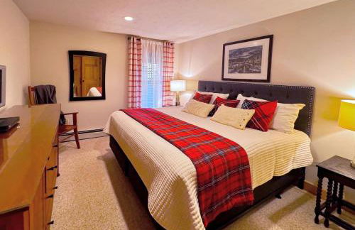 E5 Beautiful Bretton Woods slopeside home amazing views of Mount Washington Hot Tub AC - Foto 2