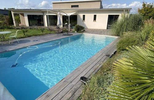 Villa contemporaine avec piscine sur 4000 m2 à Rodez 9 personnes - Photo 4