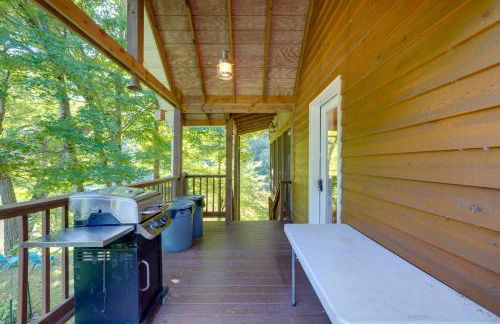 Riverfront West Virginia Cabin with Screened-In Deck - Foto 31