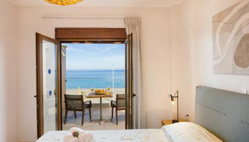 Irida beachfront Villa for 12 steps to amenities - Foto 5