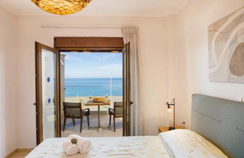 Irida beachfront Villa for 12 steps to amenities - Foto 5