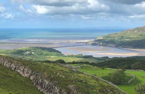 Cosy modern cottage by the sea, heart of snowdonia - Foto 7