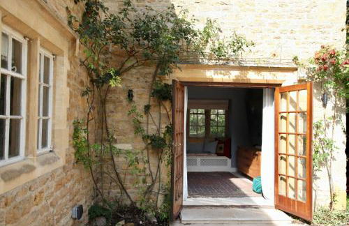 Spacious Cotswold Home for Groups, Country Escape - Photo 24