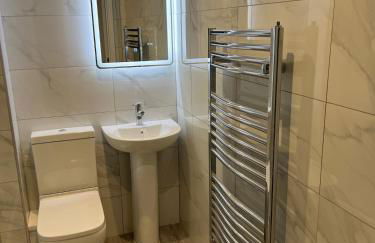 4 Town centre, Free off road parking, entire flat - Foto 23