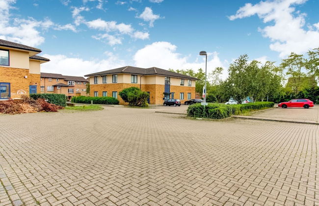 Simplistic Apartment in Milton Keynes near Willen Lake - Foto 22