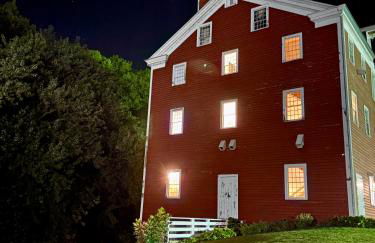 Potter’s Mill - 6 Bedrooms/Baths - Photo 19