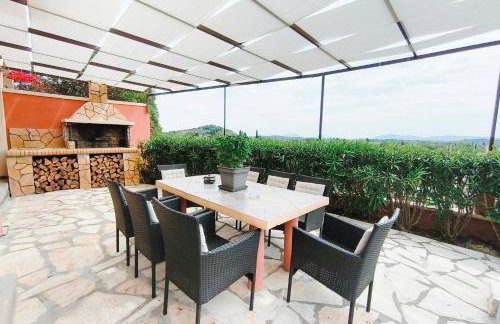 GKK House private swimming pool luxury house - Photo 3