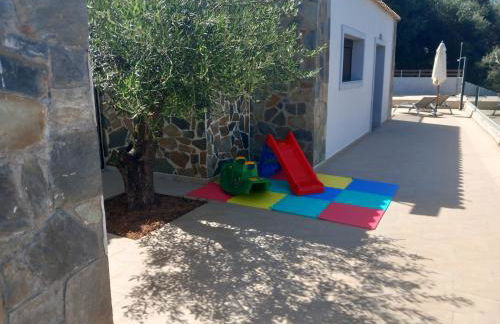 Corfu Travel Stories Villa, Private Pool - Stunning Sea Views - Accessible - 4 Bedrooms - Foto 13