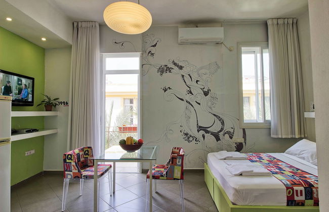 1926 Designed Apartments Hotel - Photo 16