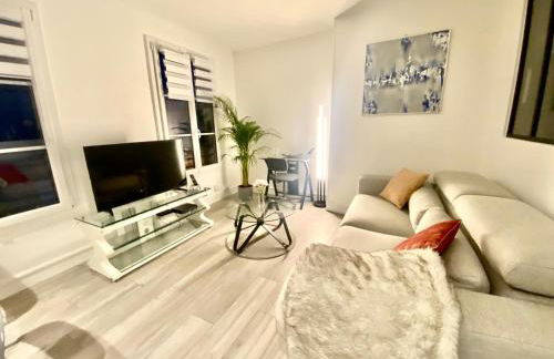 Lady Versailles - F2 proche Château et gare - Foto 15