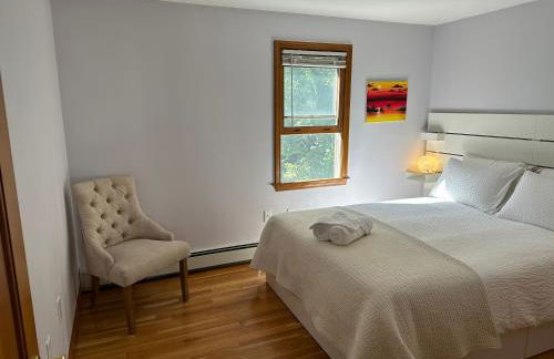 Boston Single Family House - Super Quiet and Private - Foto 28