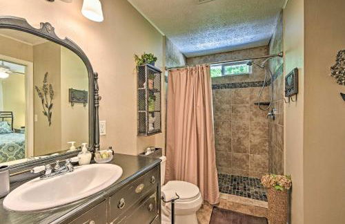 Nottely Lake Home with Hot Tub, Dock, Kayaks and Games - Foto 18