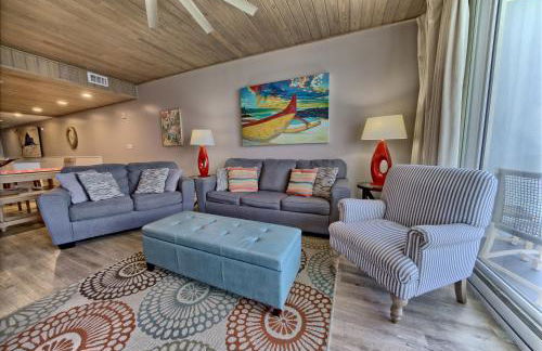 Sterling Breeze - Luxury Beach Front Condo - Photo 48