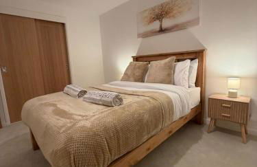 Luxury House, Great Location in Redditch - Contractors - Families - Groups - Relocators - Sleeps 9 - Foto 6