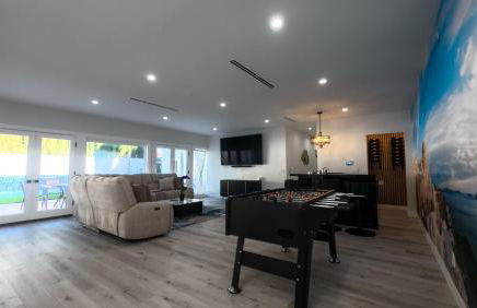 Sleek 7BR Exquisite Estate Resort Pool, Sauna, Spa 6500 SQF - Foto 9