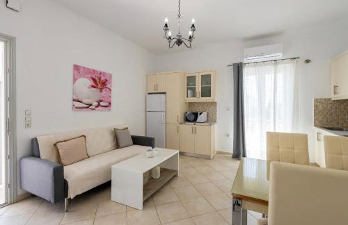 Lydia's East Apartment - Photo 38