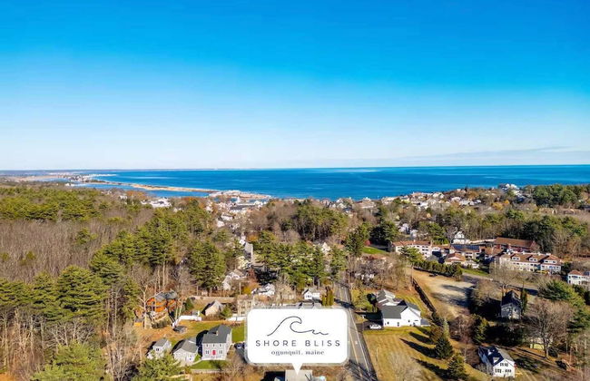 Ogunquit Village 4BR Walk to Beach, Dining & Town Center - Photo 47