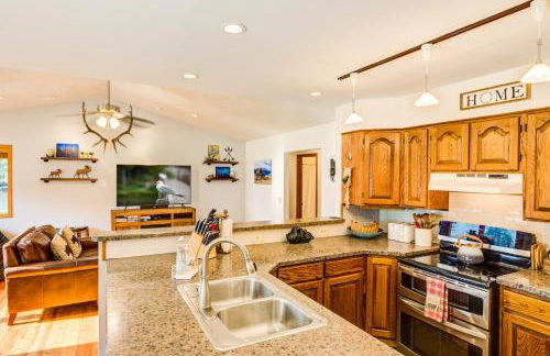 Alpine Highmark by KABINO Hot Tub Fire Pit Fully Fenced Backyard WiFi - Foto 17