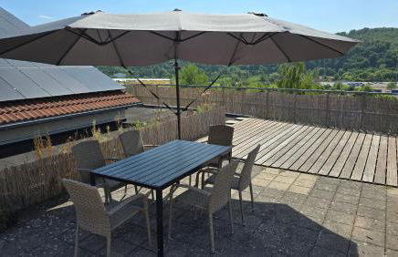 Wohlfühlapartment - 3 Schlafzimmer - Dachterrasse - kostenlos parken - Foto 14