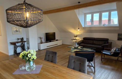 Terralpin - Wohnen auf Zeit - DG Wohnung mit Bergblick - Foto 8