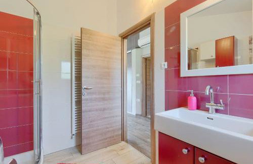 Traumhafte Finca mit Tischtennis, Spielplatz, Basketballplatz, Privatpool, Outdoor-Kueche - Foto 28