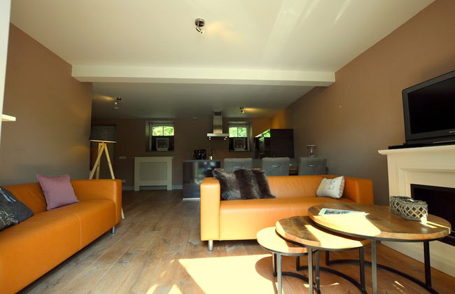 Stunning Holiday Home Near Forest in Slenaken - Photo 40