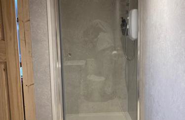 The Pigsty - Photo 14