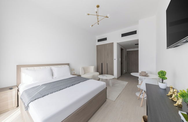 Shining studio in Laya Heights - Photo 3