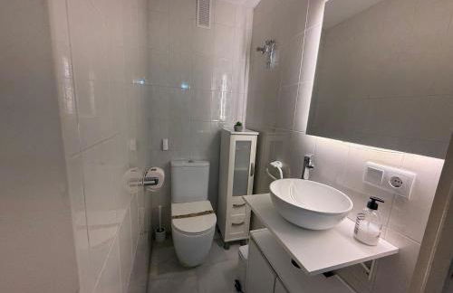 Laguna Beach Haven, WIFI, swimming pools, beach a few steps away, shops - Foto 15